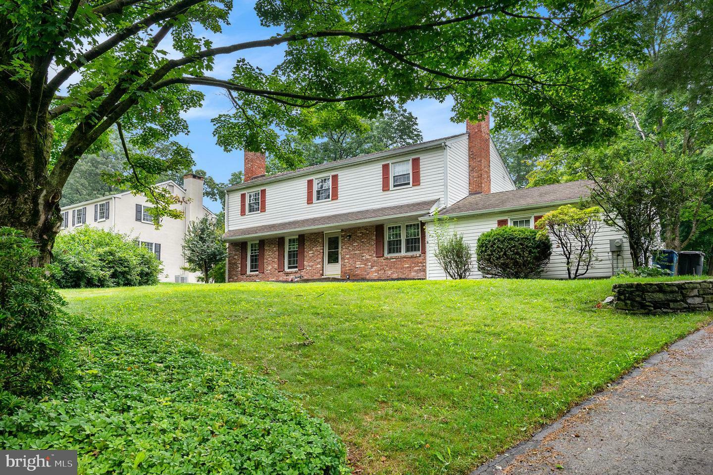 Property Photo:  213 Lenape Drive  PA 19312 