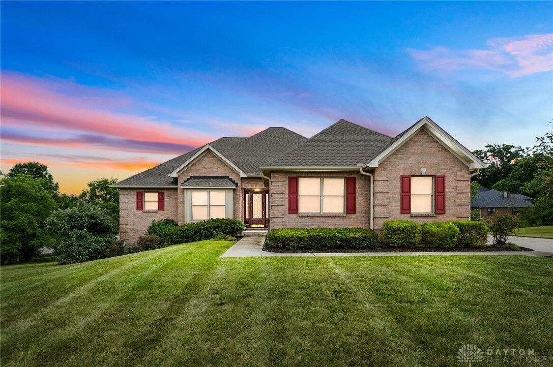 Property Photo: 4382 Logsdons Woods Drive OH 45011