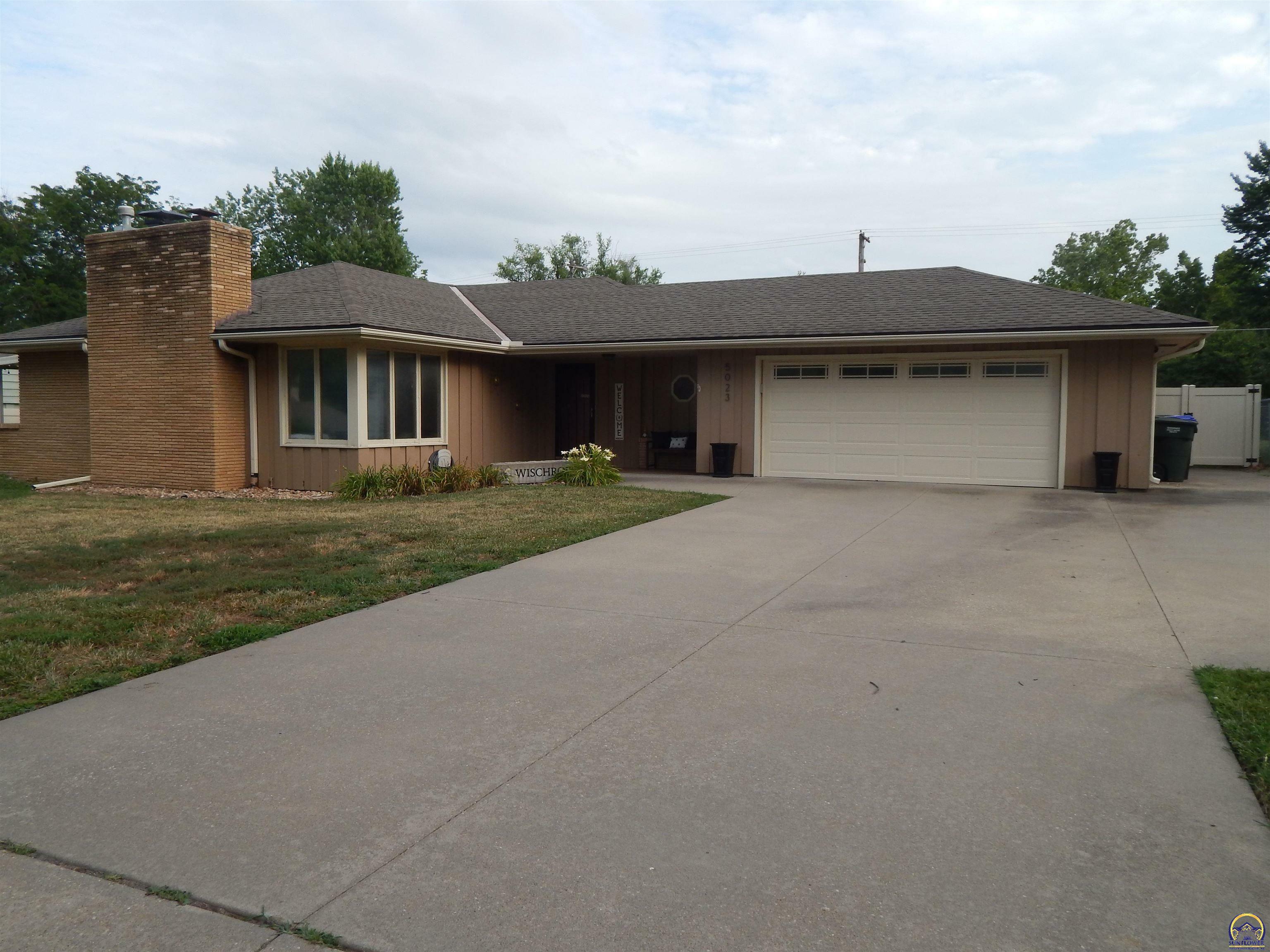 Property Photo:  5023 SW 23rd St  KS 66614 