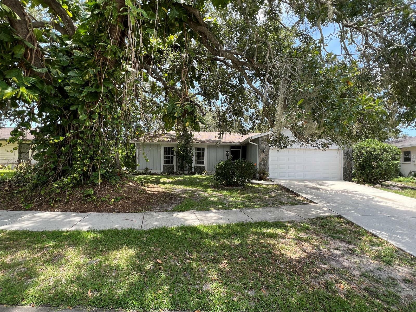 Property Photo:  5486 Colonial Oaks Boulevard  FL 34232 