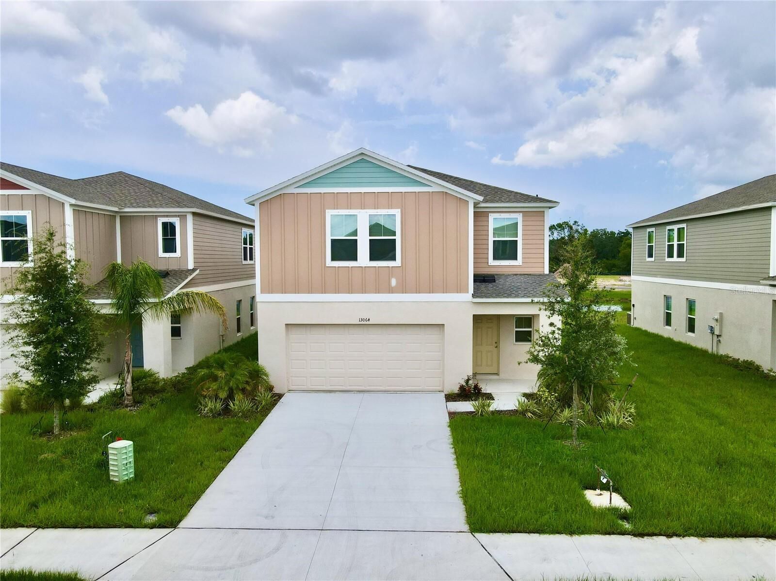 Property Photo:  13064 Oak Hill Way  FL 34219 