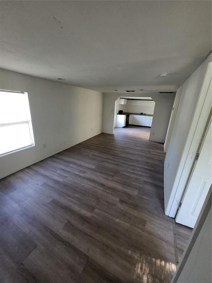 Property Photo:  1108 E Yukon Street  FL 33604 