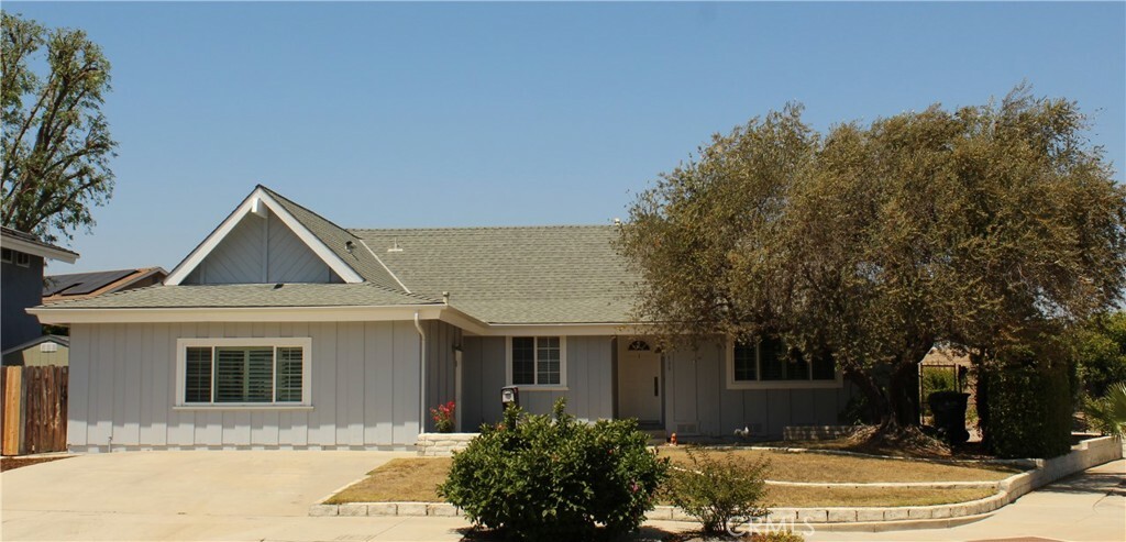 Property Photo:  490 Delwood Court  CA 91320 