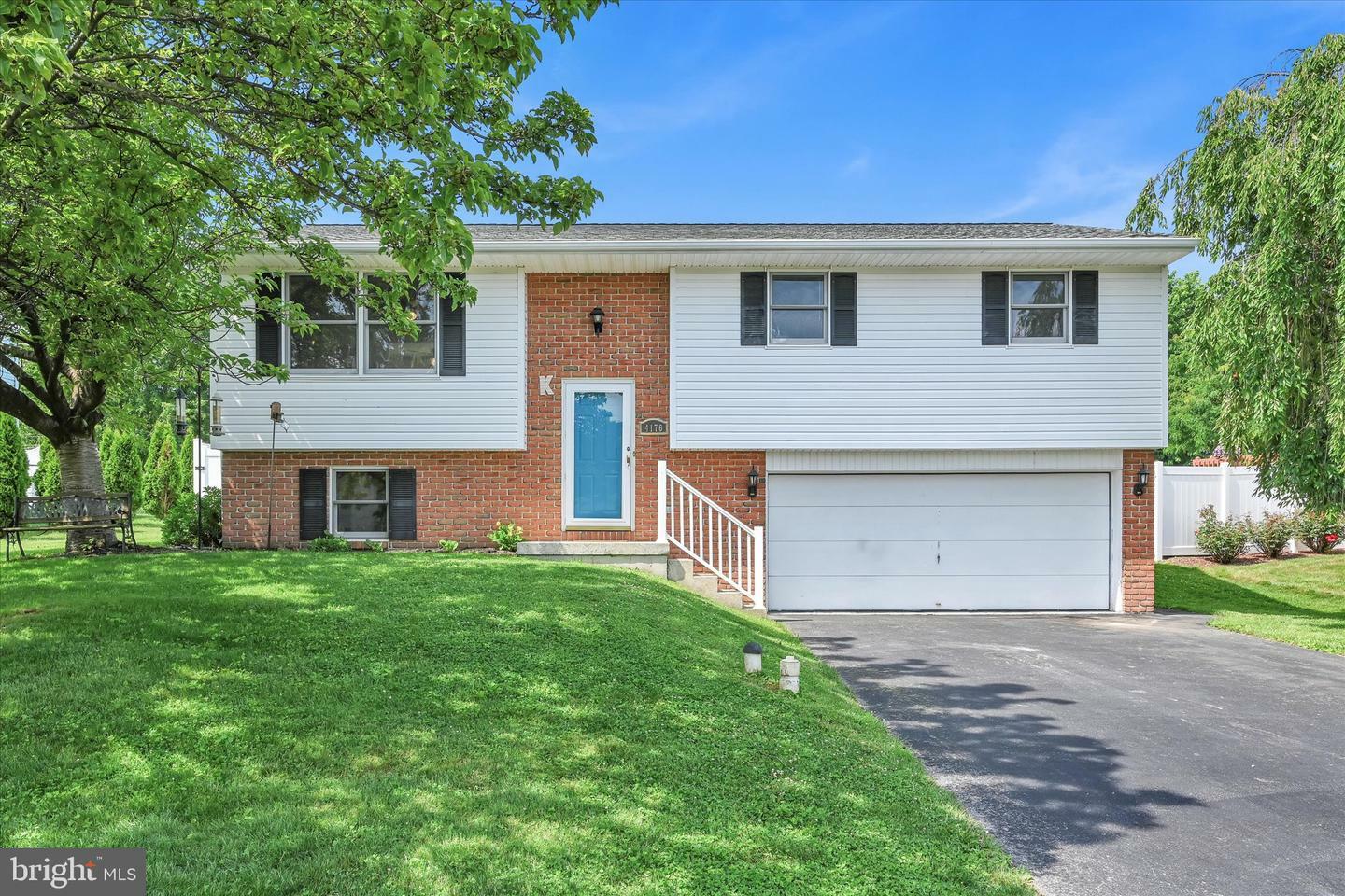 Property Photo:  4176 Magnolia Drive  PA 17552 