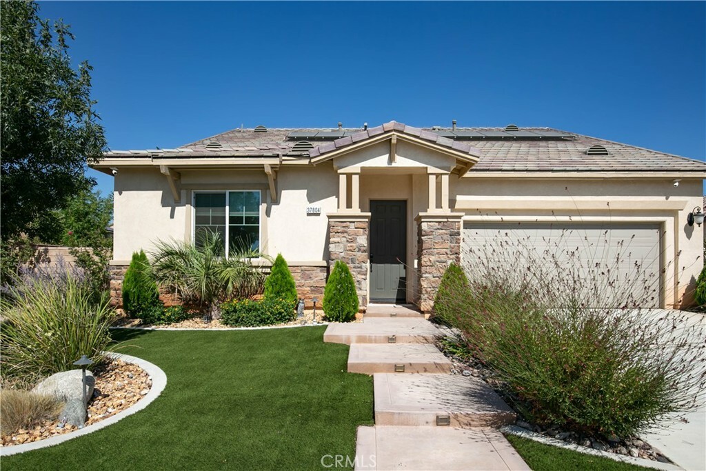 Property Photo:  37804 Aquarius Circle  CA 93552 