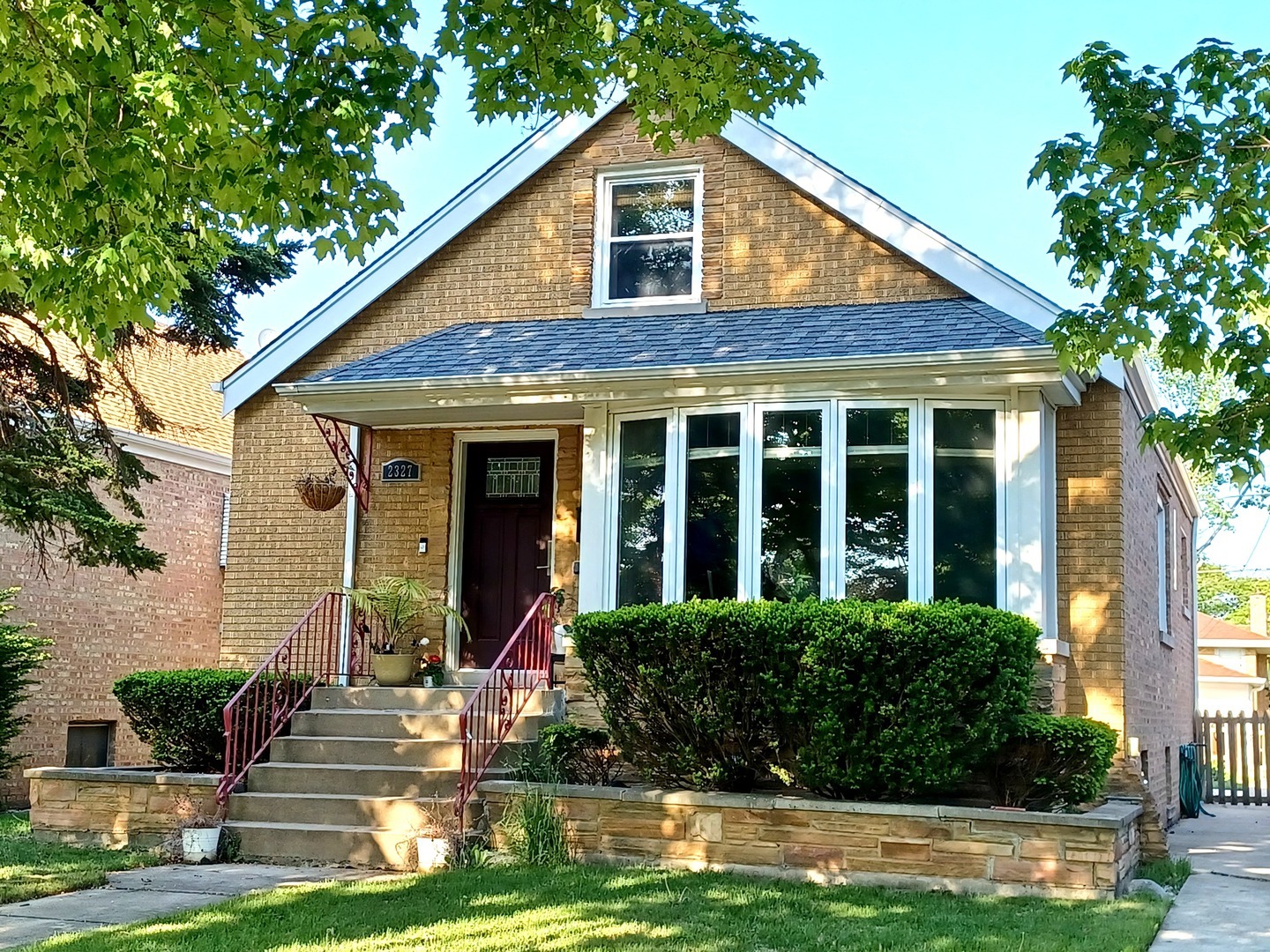 Property Photo:  2327 S 11th Avenue  IL 60546 