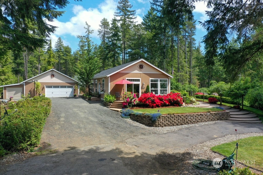 Property Photo:  201 NE Sundown Drive  WA 98588 