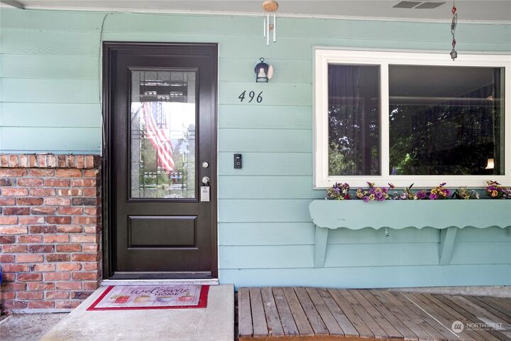 Property Photo: 496 Haussler Road WA 98626