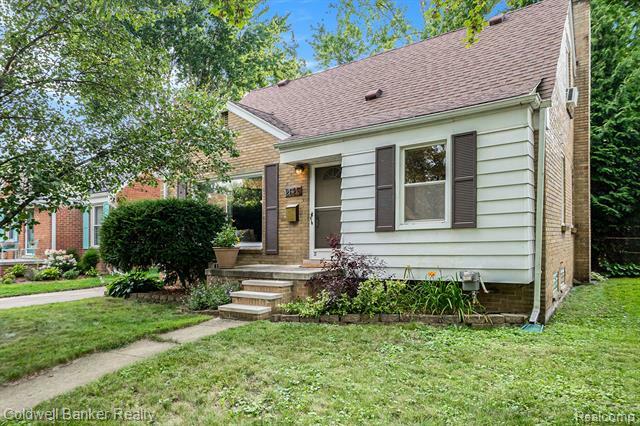 Property Photo: 2625 N Connecticut Avenue MI 48073
