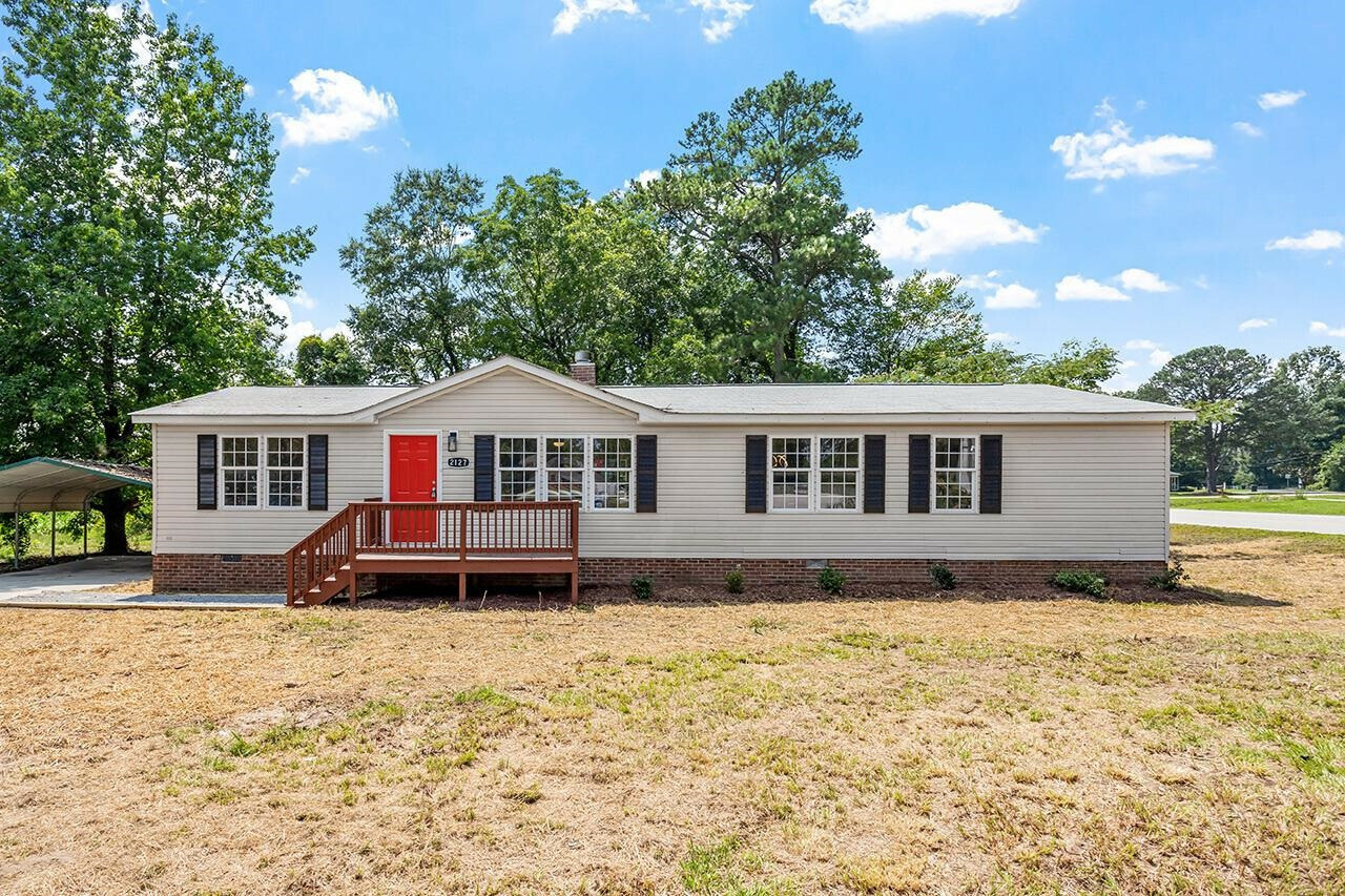 Property Photo:  2127 Ballard Road  NC 27526 