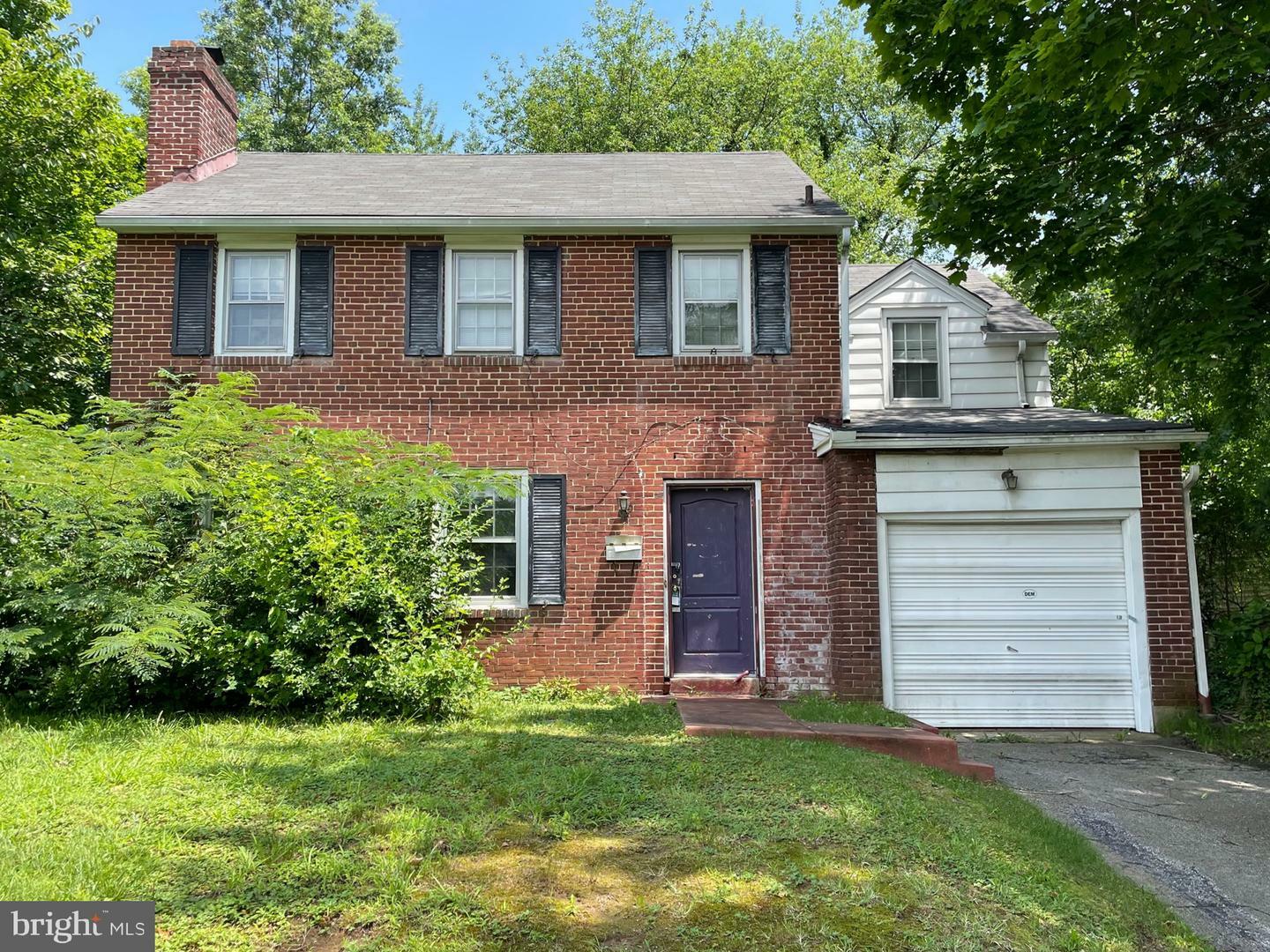 Property Photo: 65 W Salisbury Drive DE 19809