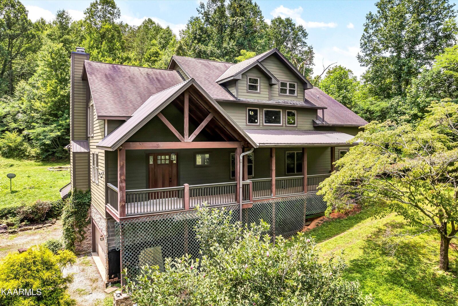 Property Photo:  1242 Schoolhouse Gap Rd  TN 37882 