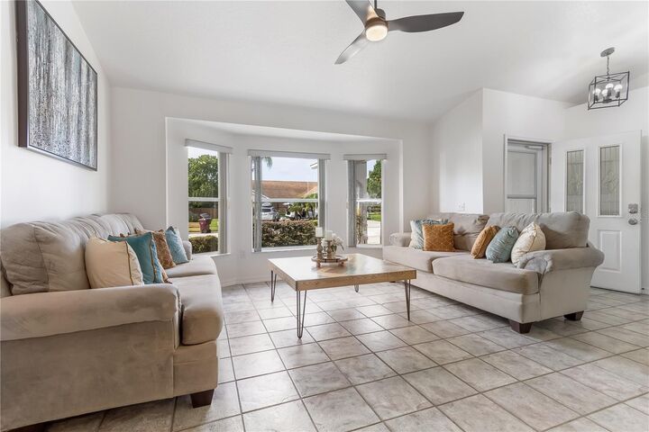 Property Photo:  2320 Giselle Court  FL 34772 