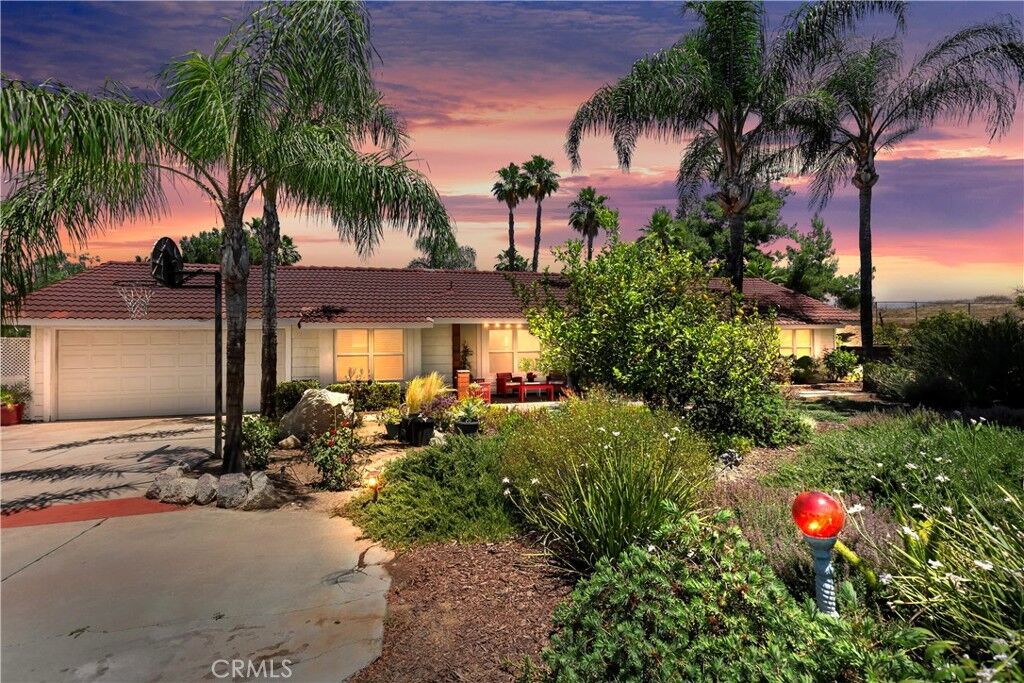 Property Photo:  20685 Camino Del Sol  CA 92508 