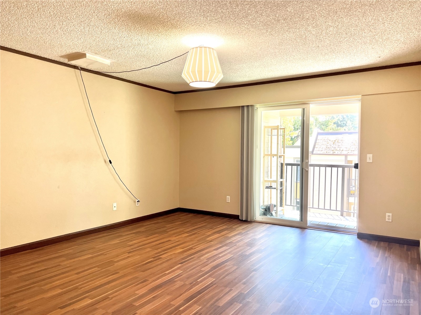 Property Photo: 14640 NE 32nd Street D18 WA 98007