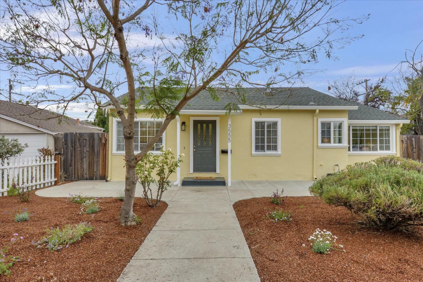 Property Photo:  3555 Hoover Street  CA 94063 