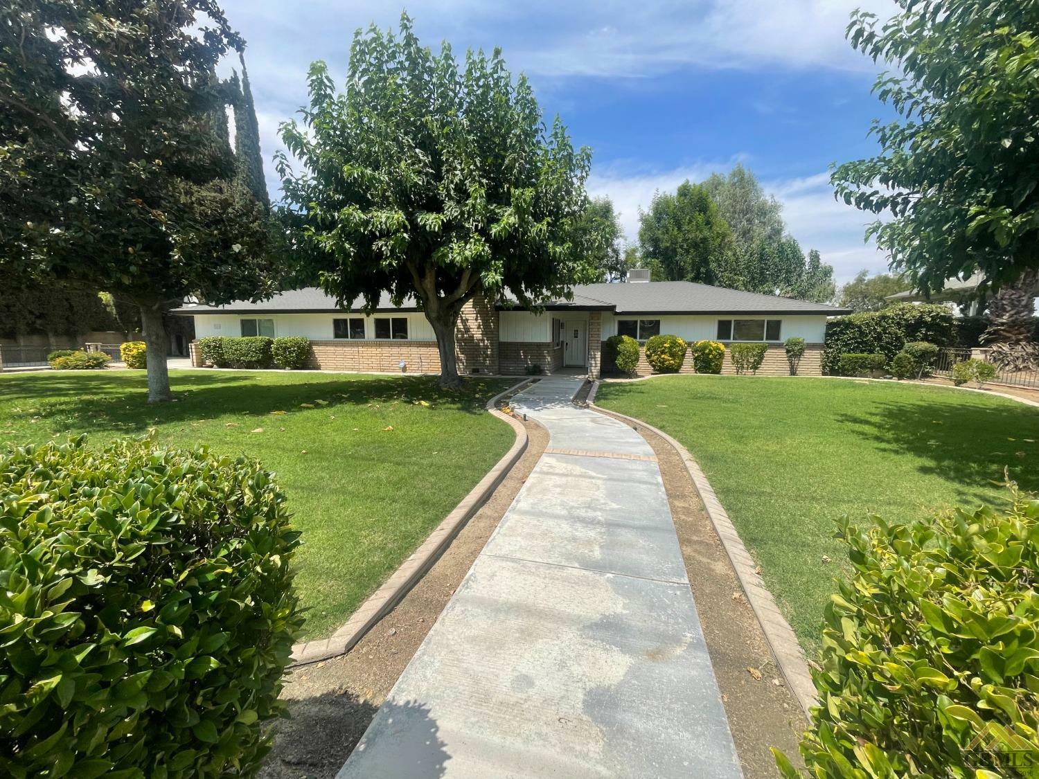 Property Photo:  3111 Jenkins Road  CA 93314 