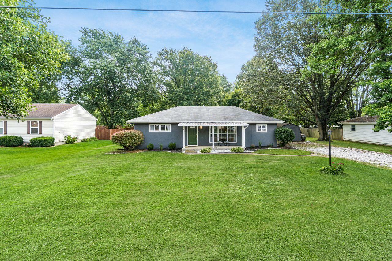 Property Photo: 43 3rd SW Avenue OH 43062