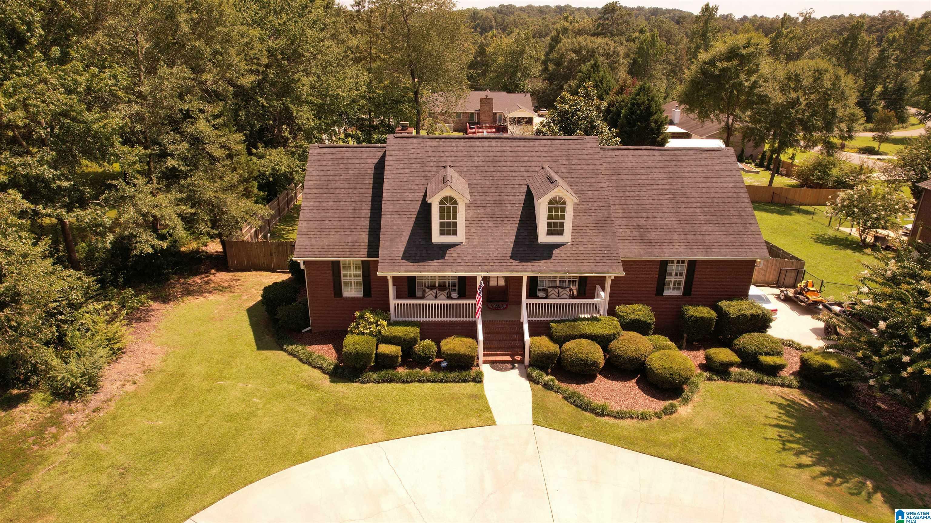 Property Photo: 40 Riverview Circle AL 35054