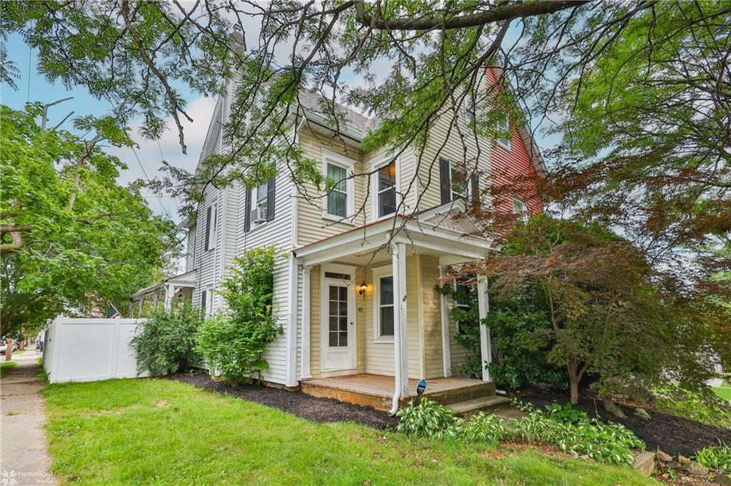 Property Photo:  927 Linden Street  PA 18018 