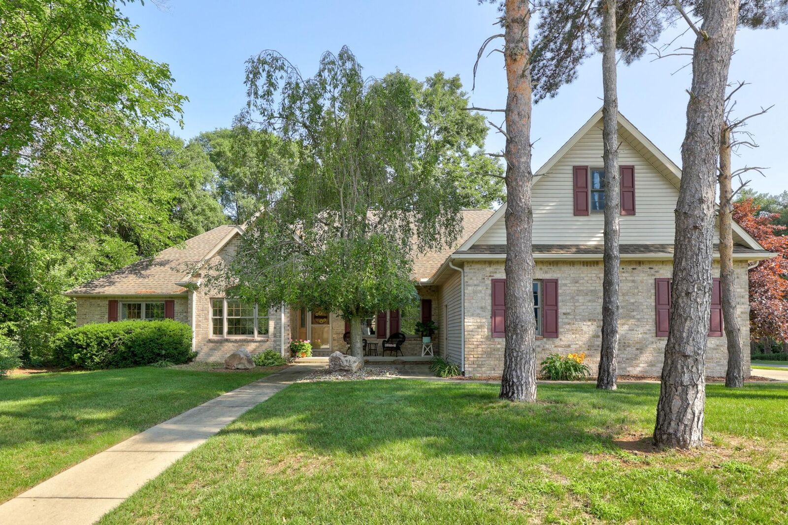 Property Photo:  345 Southridge  MI 48626 
