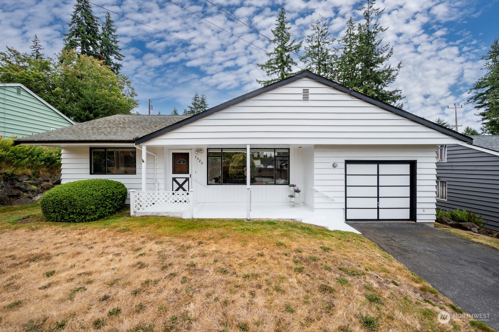 Property Photo:  7520 198th Street SW  WA 98036 