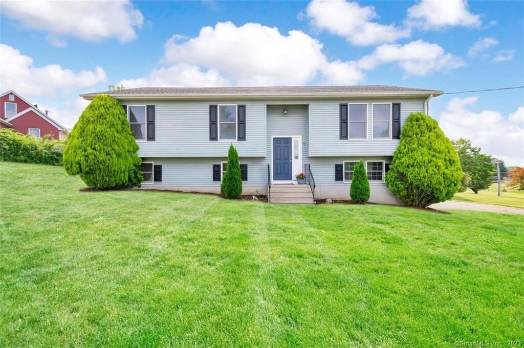 Property Photo:  1 Shelby Drive  CT 06492 