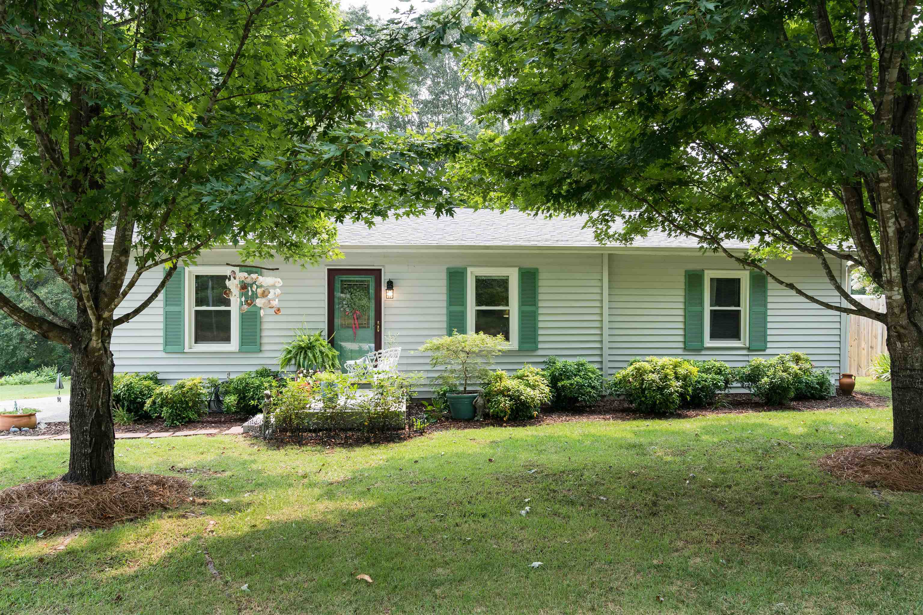 Property Photo:  201 Old Petrie Road  SC 29302 