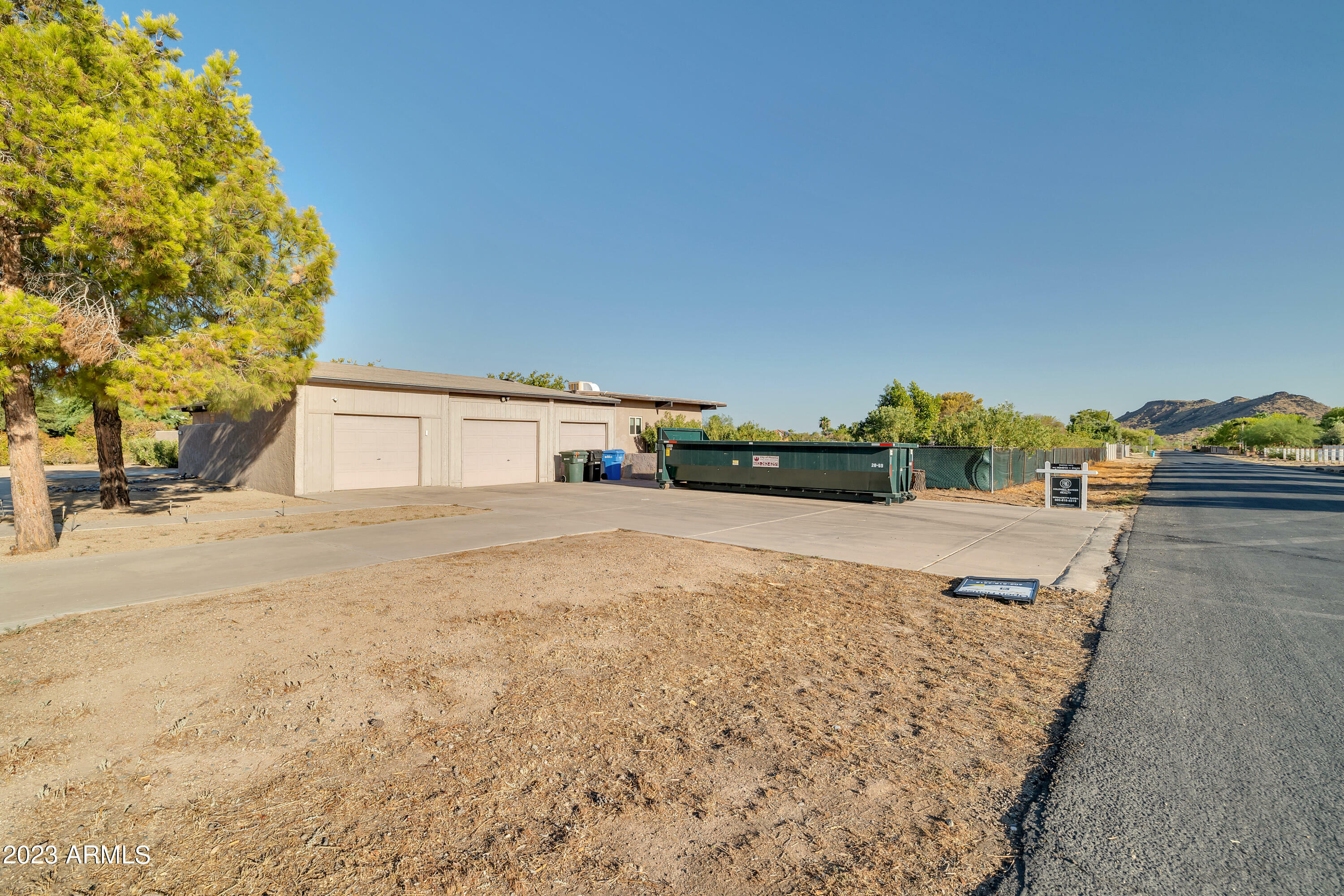 Property Photo:  4839 W Soft Wind Drive  AZ 85310 