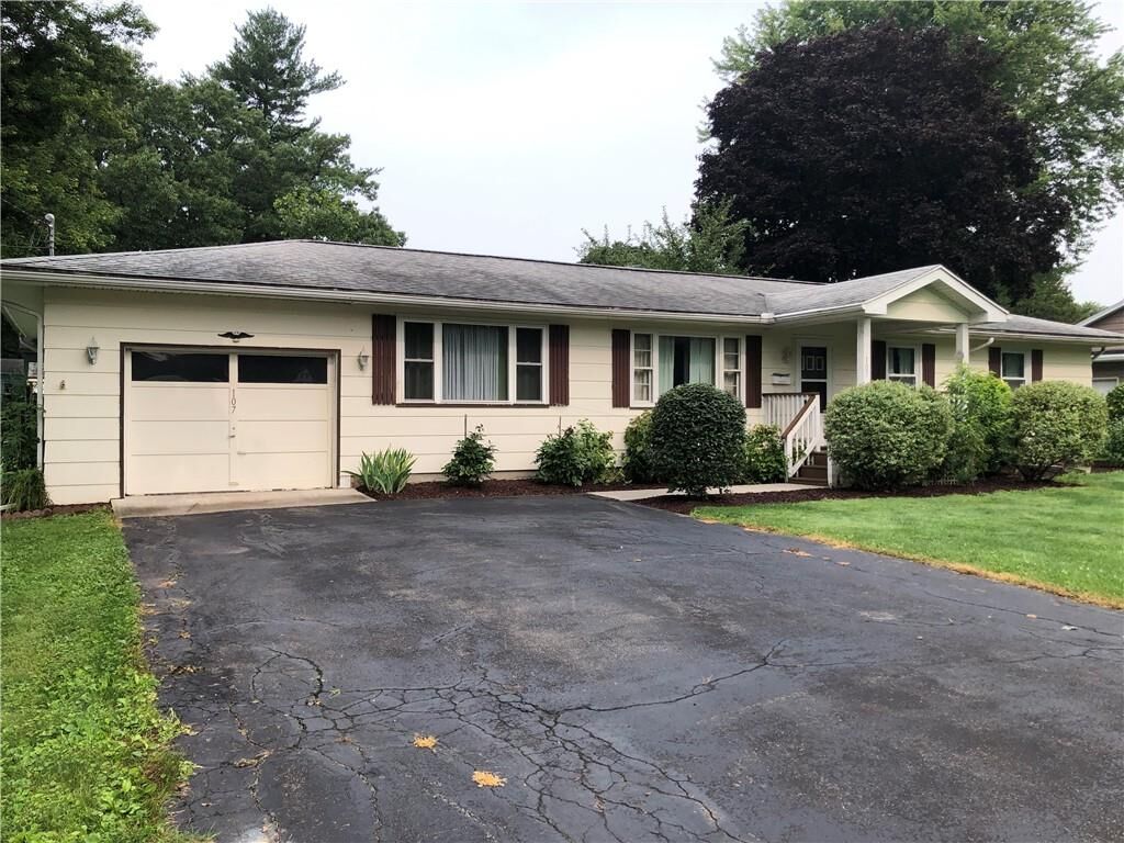 Property Photo: 107 Norris Drive NY 13165