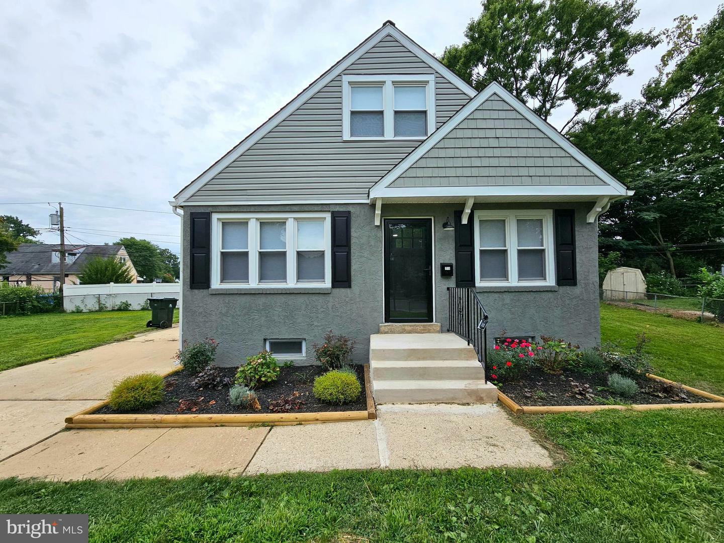 Property Photo: 718 Susquehanna Circle DE 19711