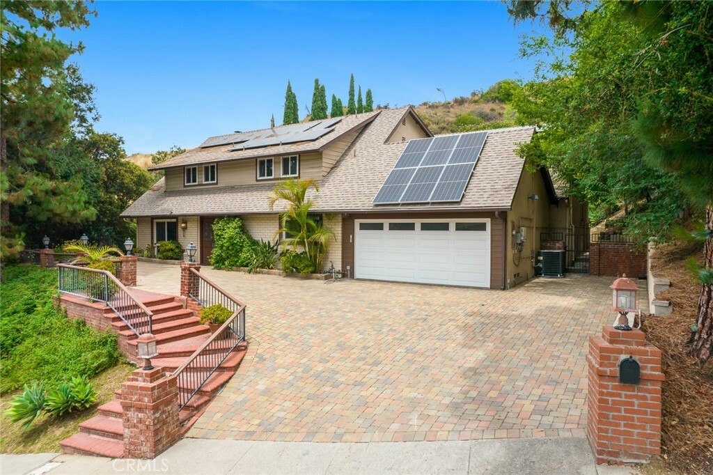 Property Photo: 231 Sleepy Hollow CA 91206
