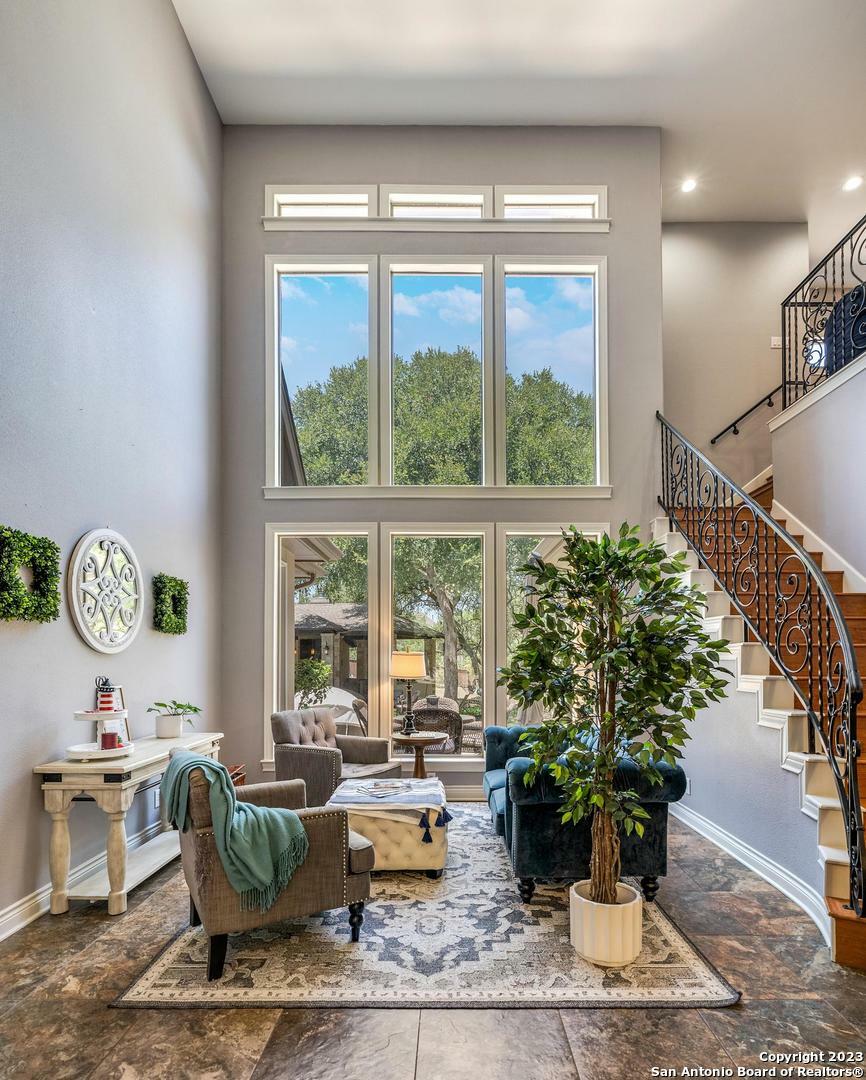 Property Photo: 921 Great Tree Dr TX 78260