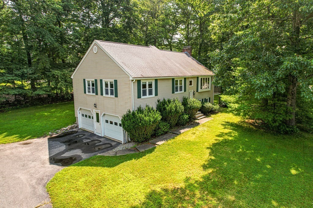 Property Photo:  6 Wachusett Dr  MA 01590 