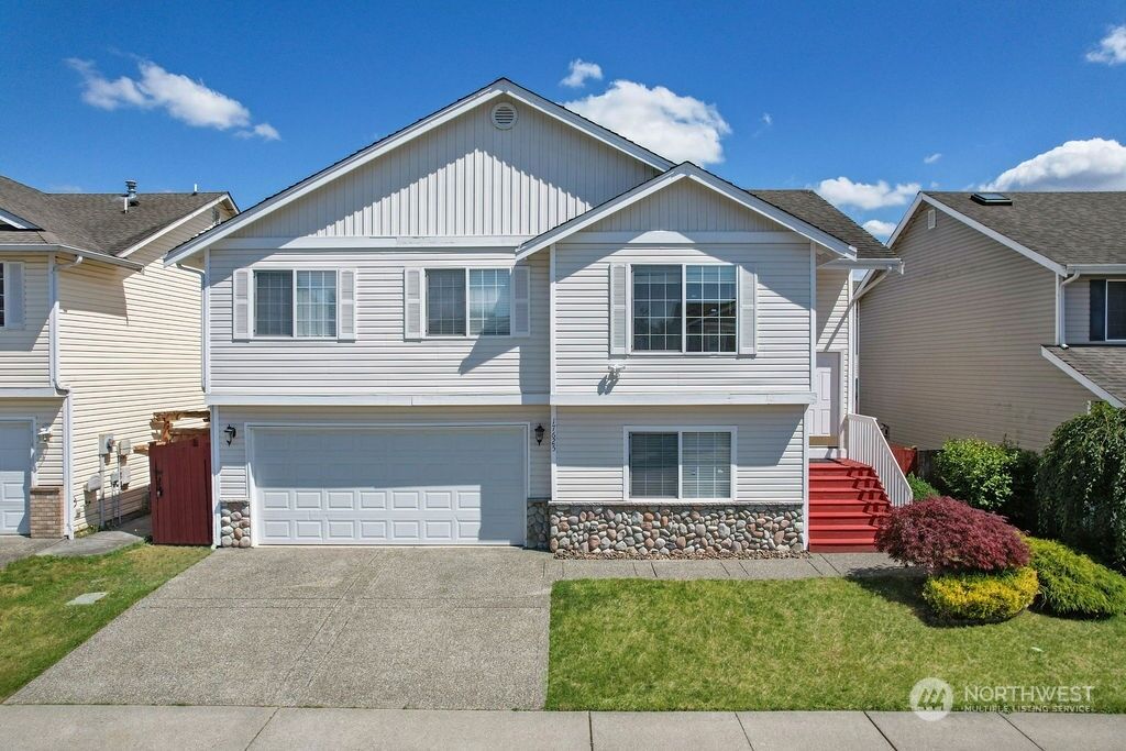 Property Photo: 17625 12th Place W WA 98037