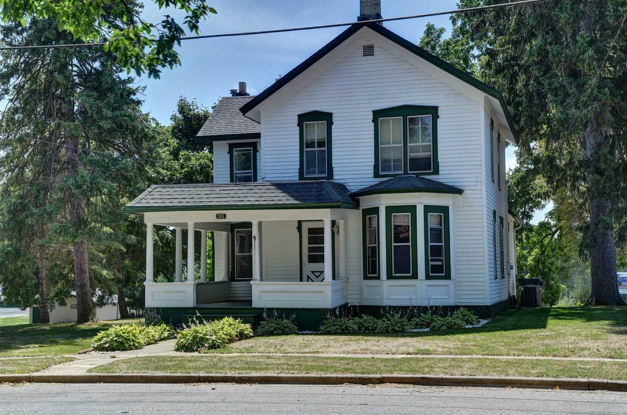 Property Photo:  205 West Washington Street  WI 53955 