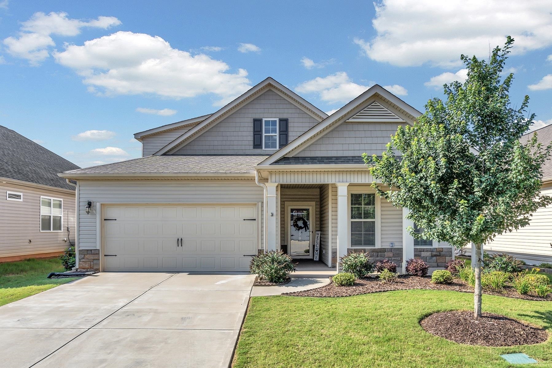 Property Photo: 870 Deepwood Court SC 29316