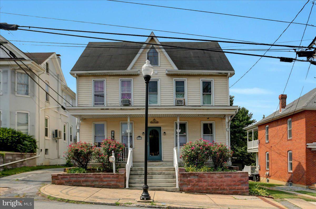 Property Photo:  416 W W Main Street  PA 17268 