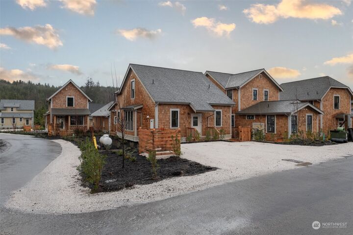 Property Photo:  11 Cedar Run Loop  WA 98571 