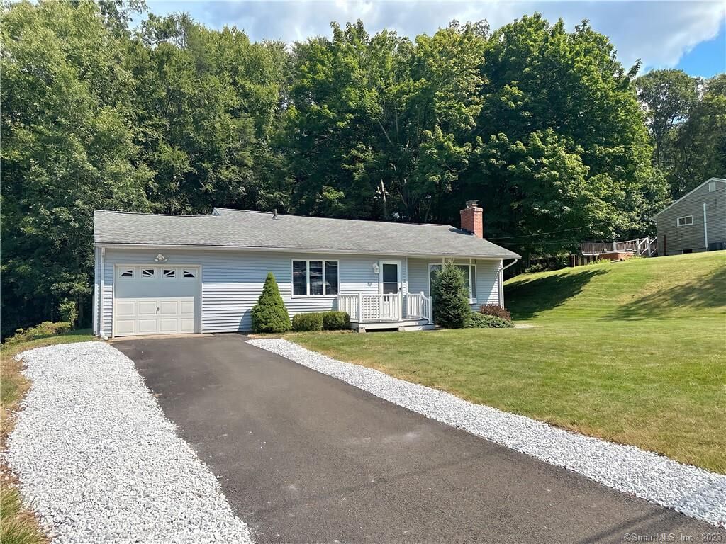 Property Photo: 67 Mohawk Drive CT 06492