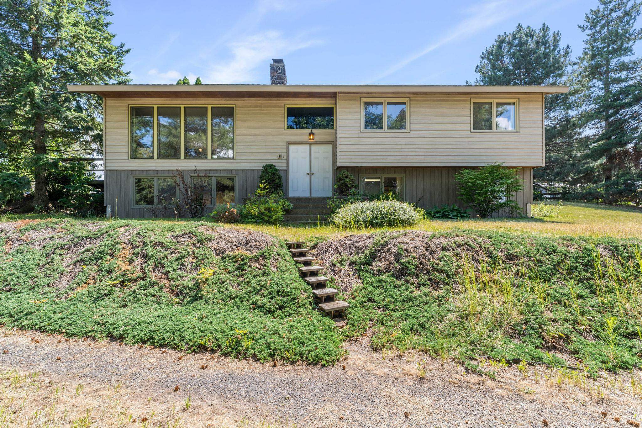 Property Photo:  11015 W Melville Rd  WA 99004 