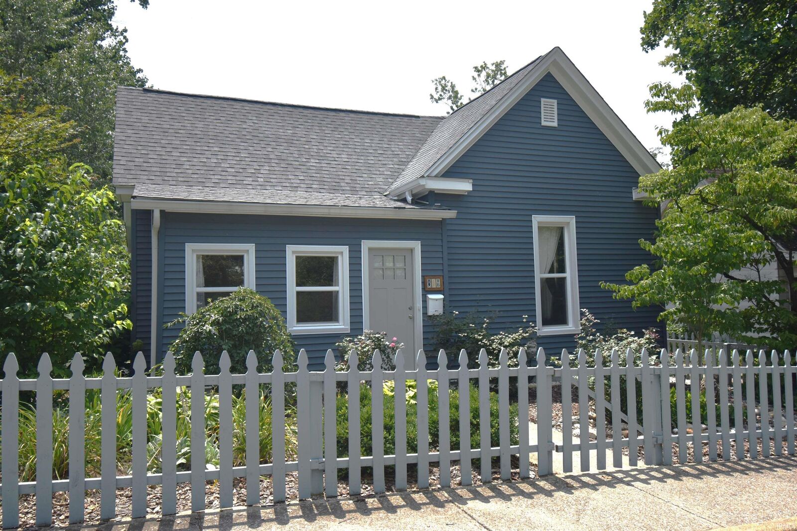 Property Photo:  809 W 7th Street  IN 47404 