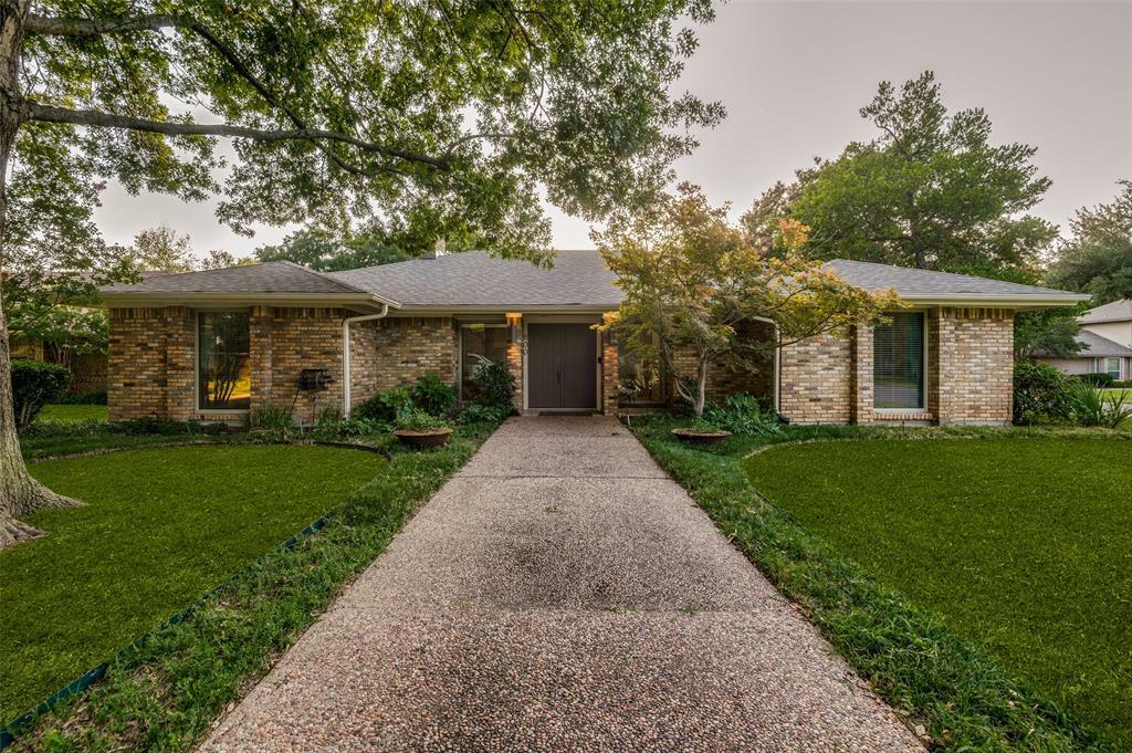 Property Photo:  800 Shadycreek Court  TX 76013 