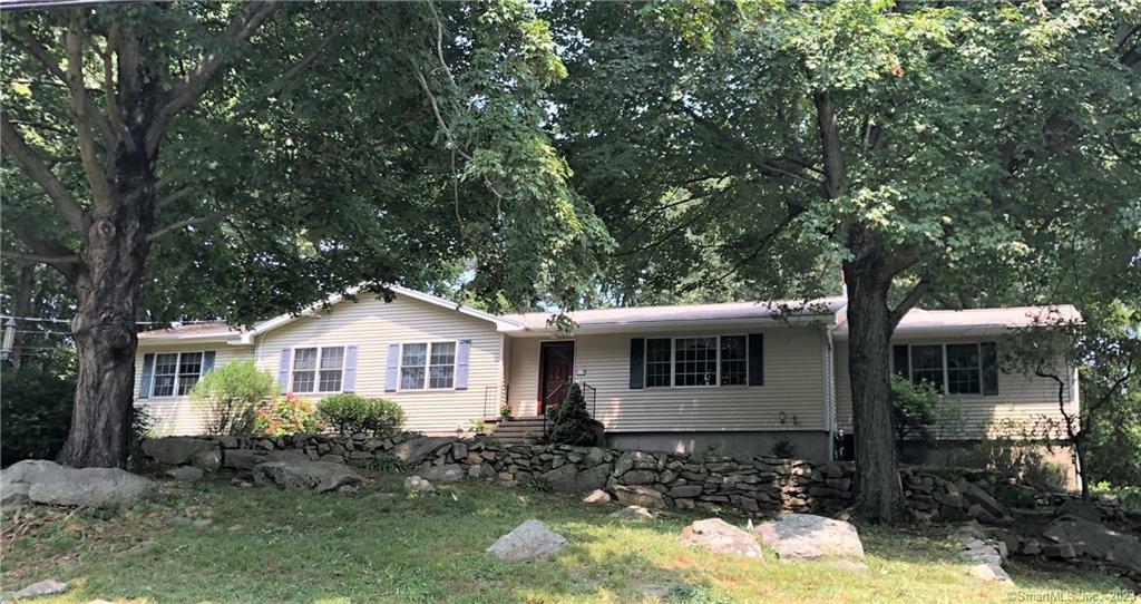Property Photo: 25 Old Orchard Road CT 06484