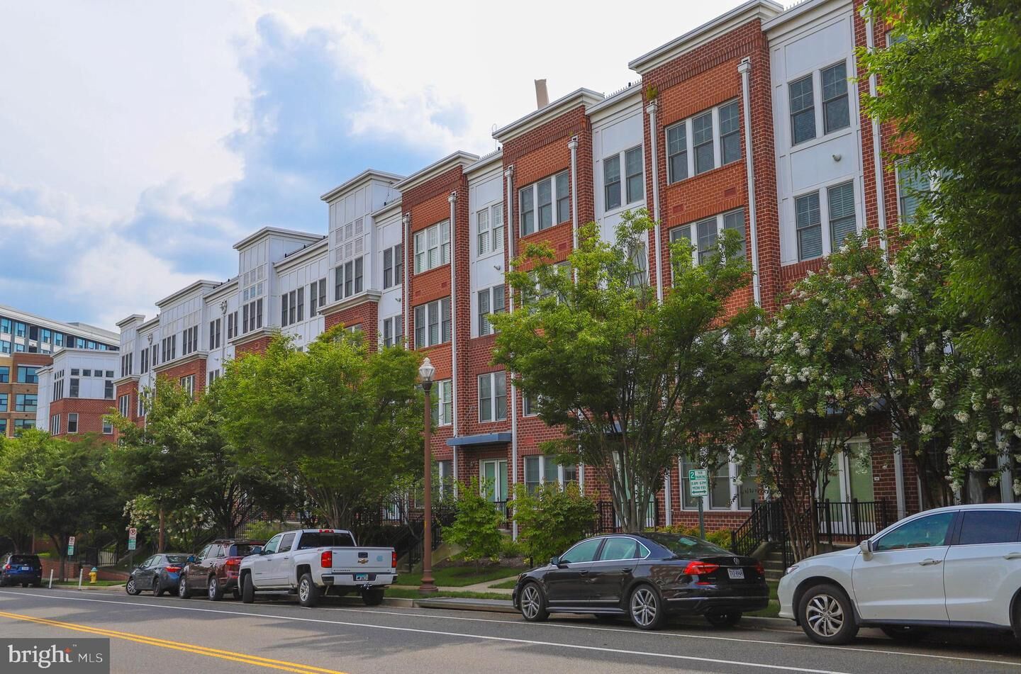 Property Photo:  1418 N Rhodes Street B413  VA 22209 