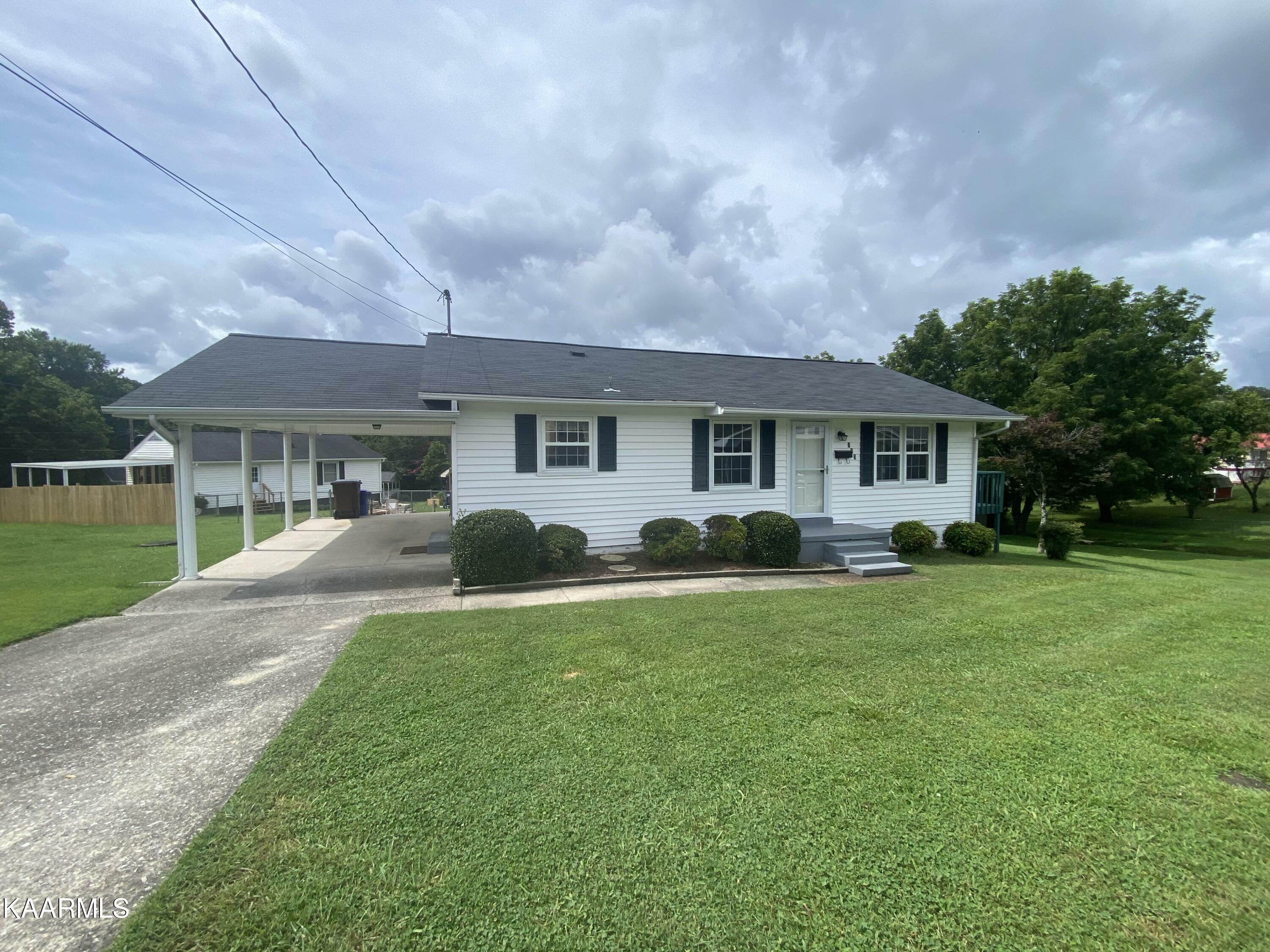 Property Photo:  103 W Sheridan Place  TN 37830 