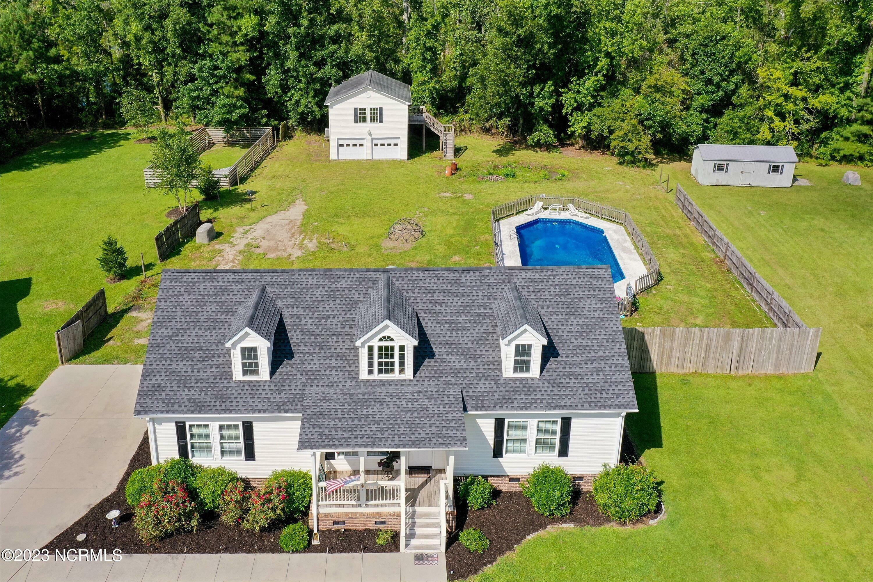 Property Photo: 381 Knollwood Drive NC 28443