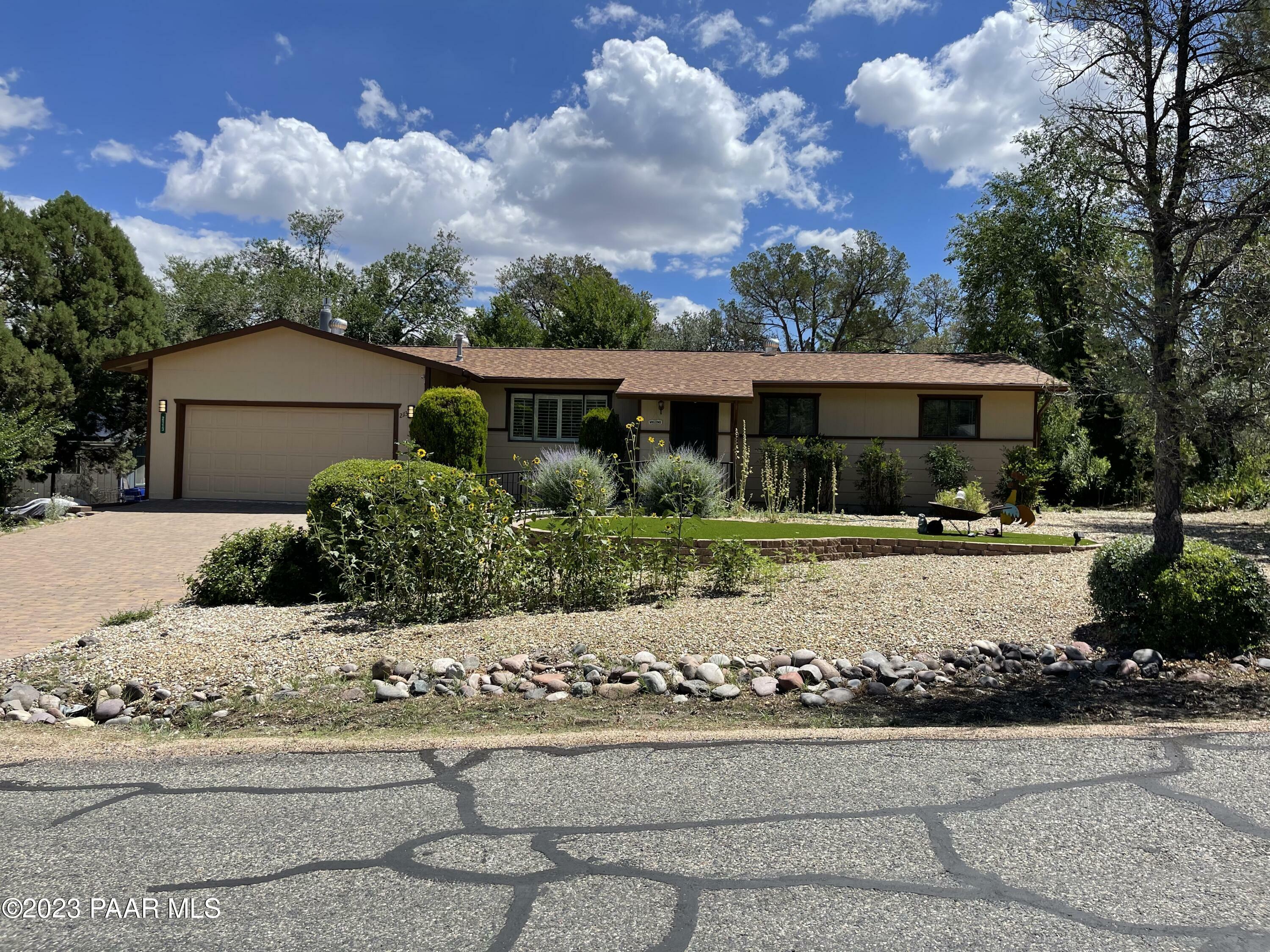 Property Photo:  2113 Miramonte Drive  AZ 86301 