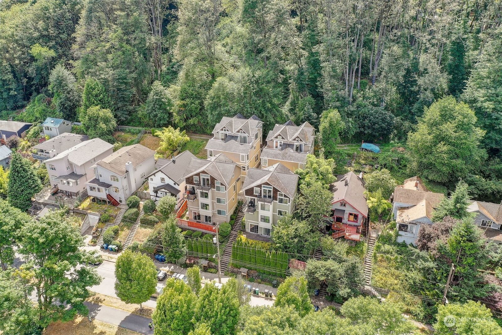 Property Photo: 1121 Sturgus Avenue S A WA 98144