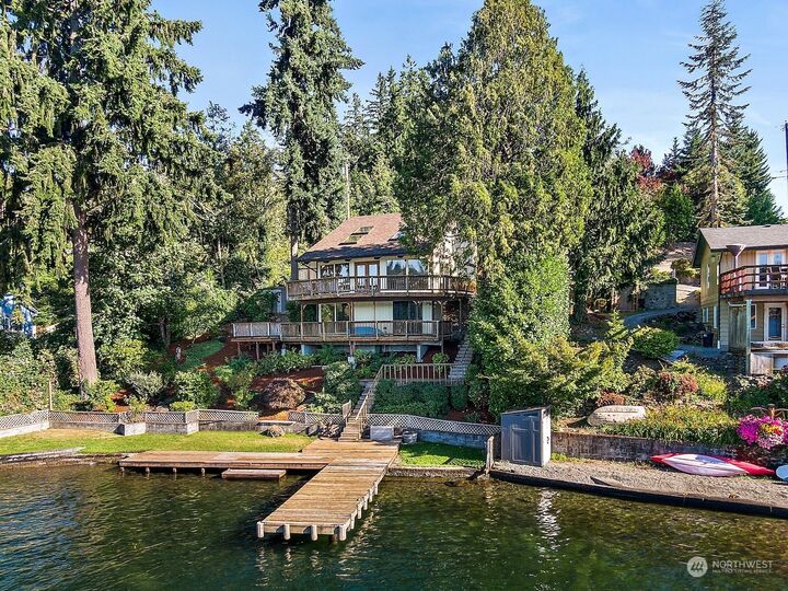 Property Photo: 12019 Clear Lake South Road E WA 98238